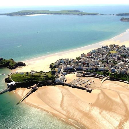 Вилла Old Quay Escape Тенби Экстерьер фото